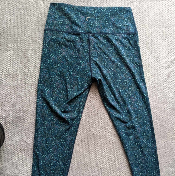 ZYIA Sprig Blossom Luxe Hi-Rise 7/8 24" Legging (8-10) - Picture 3 of 3